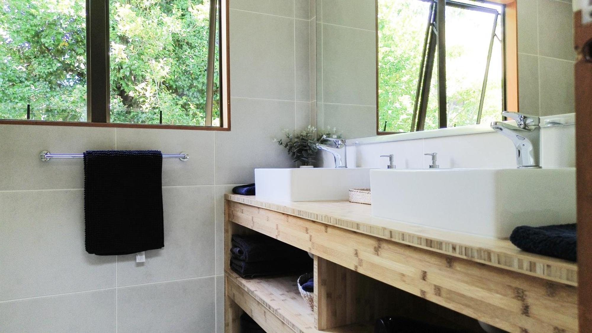 Large, Comfy, Stylish Apartment Havelock North Exterior foto