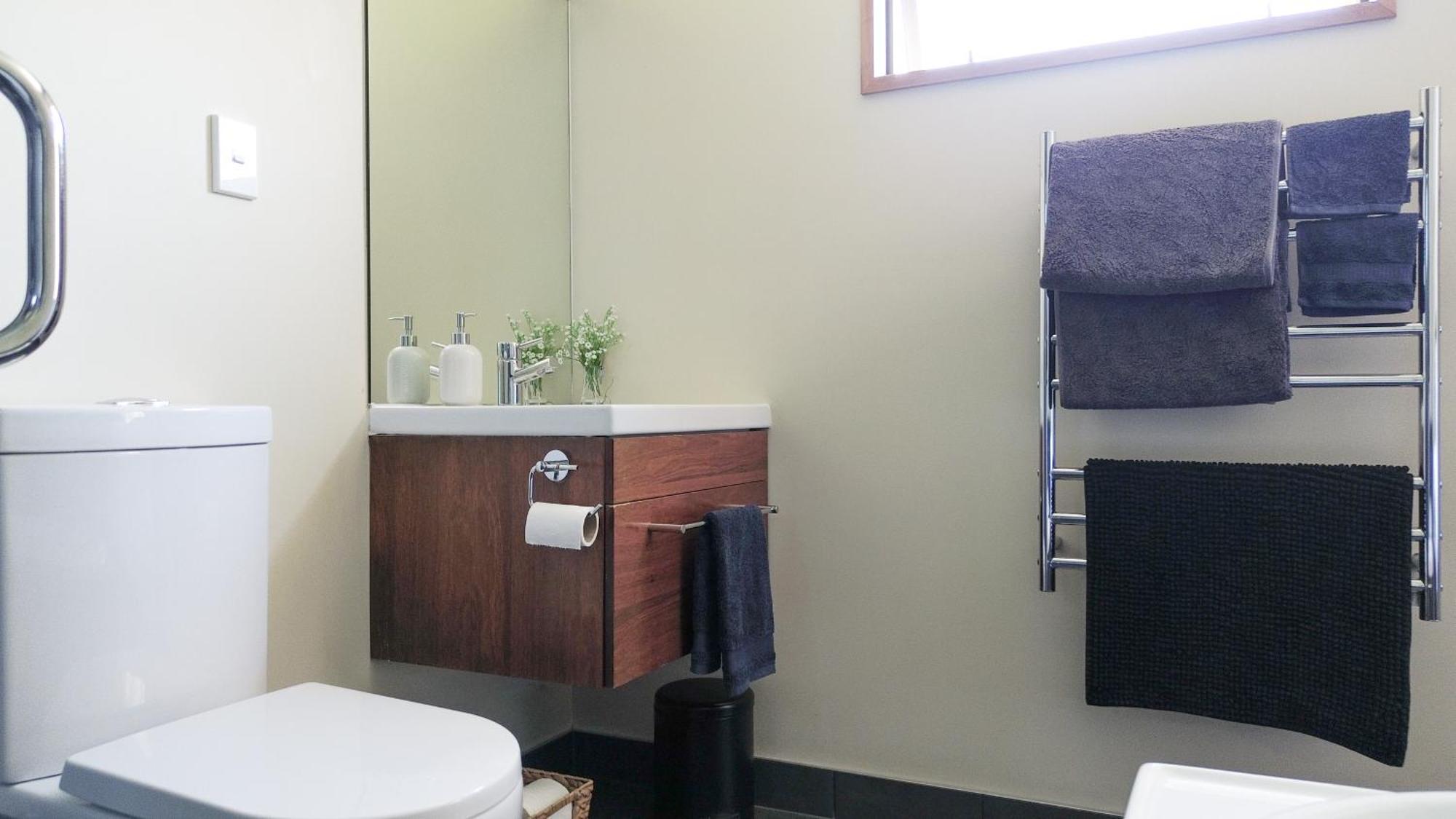 Large, Comfy, Stylish Apartment Havelock North Exterior foto